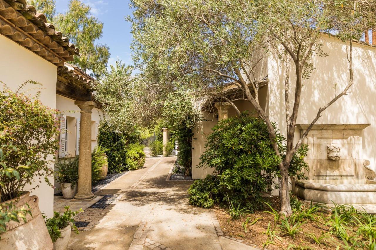Hotel La Tartane Saint-Tropez Exteriör bild